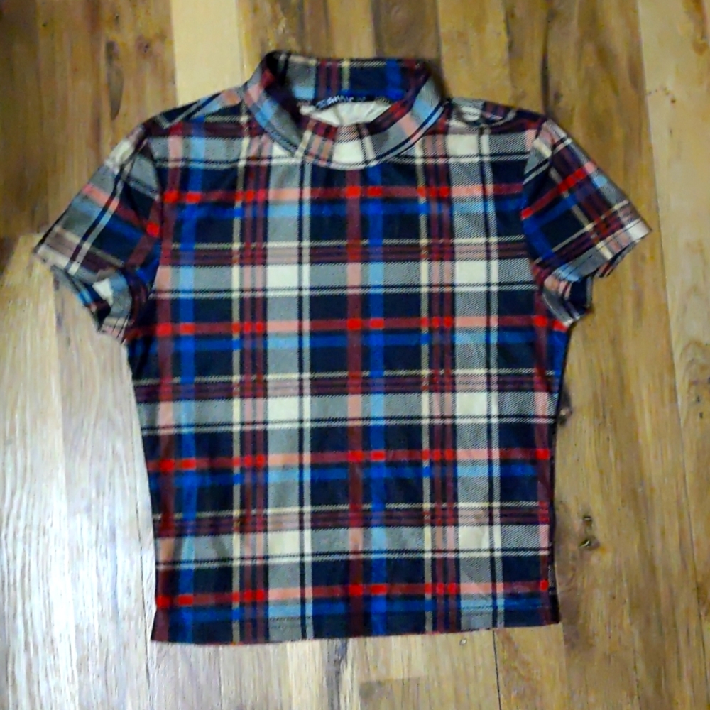 Plaid super soft tee fits like a S